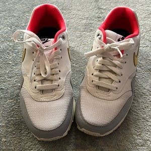 Nike Air Max Custom Sneakers size 9 women’s